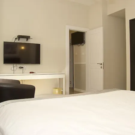 Lenis Hotel-2