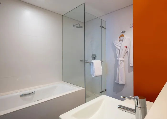 Crowne Plaza City Center By Ihg